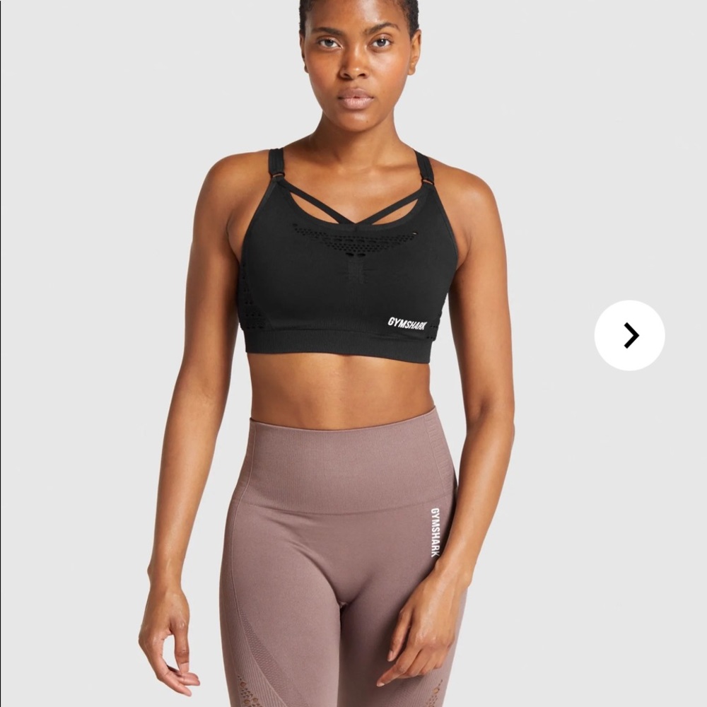 Gymshark Womens

ENERGY+ SEAMLESS SPORTS BRA